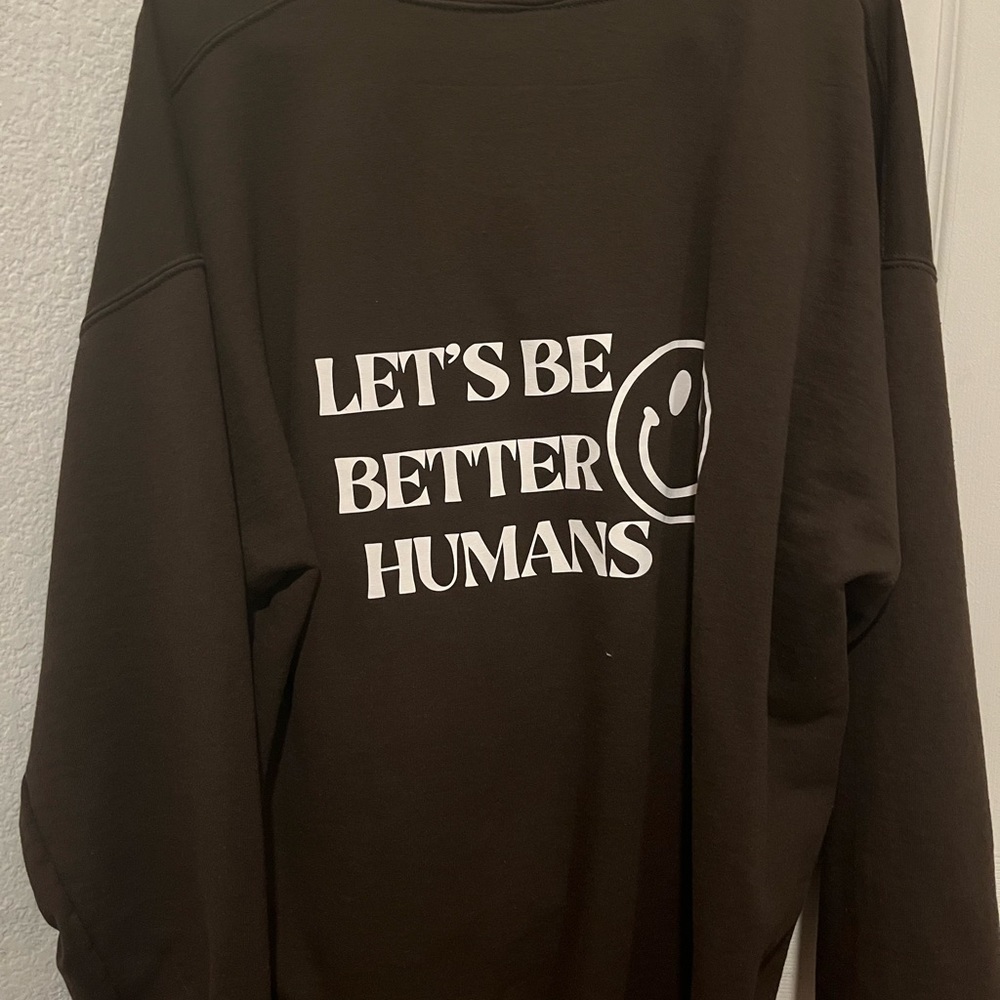 Brown smiley face crewneck